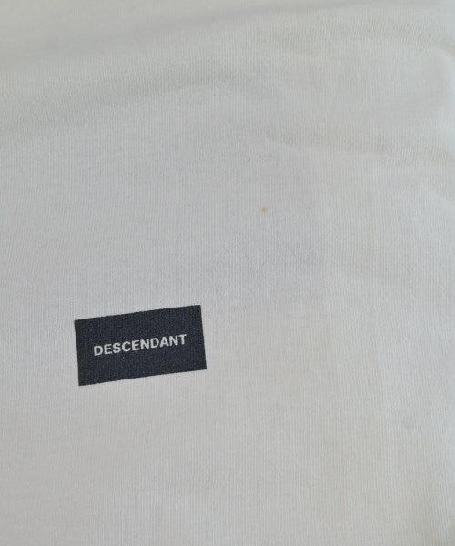 DESCENDANT เสื้อยืด/เสื้อท็อปส์