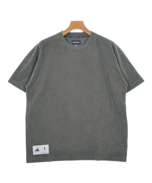 DESCENDANT เสื้อยืด/เสื้อท็อปส์