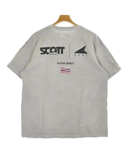 DESCENDANT เสื้อยืด/เสื้อท็อปส์