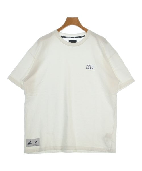 DESCENDANT เสื้อยืด/เสื้อท็อปส์