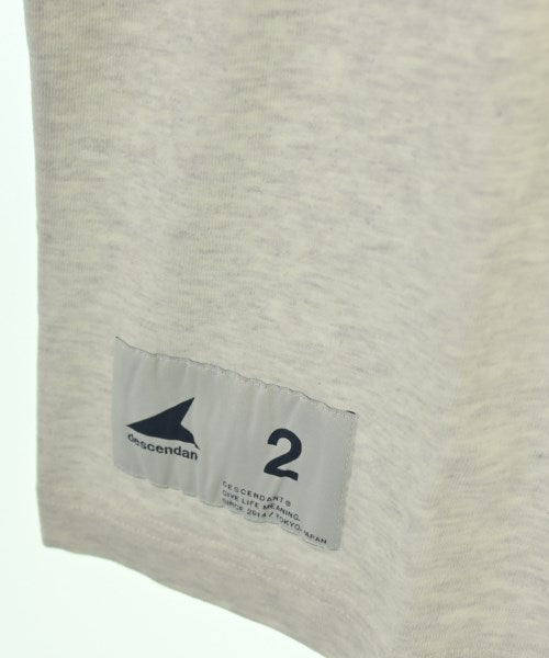 DESCENDANT เสื้อยืด/เสื้อท็อปส์