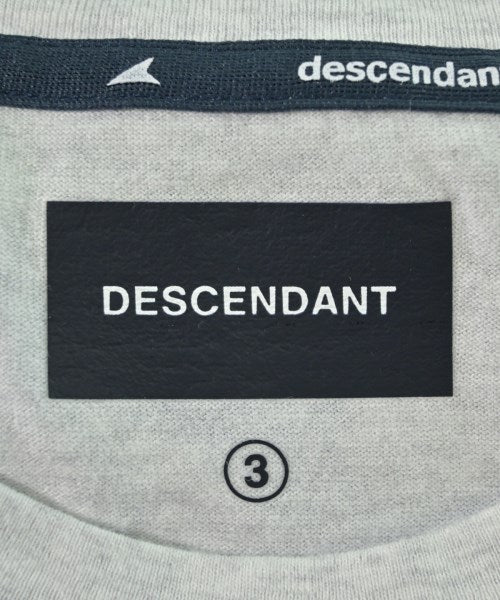 DESCENDANT เสื้อยืด/เสื้อท็อปส์