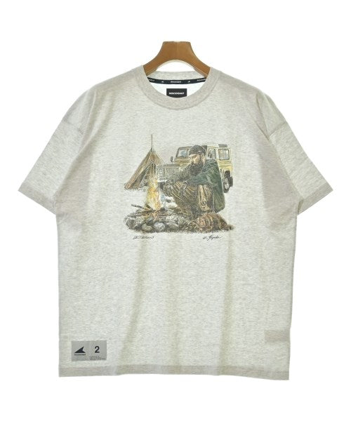 DESCENDANT เสื้อยืด/เสื้อท็อปส์