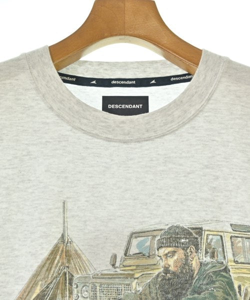 DESCENDANT เสื้อยืด/เสื้อท็อปส์