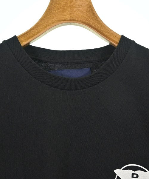 DESCENDANT เสื้อยืด/เสื้อท็อปส์