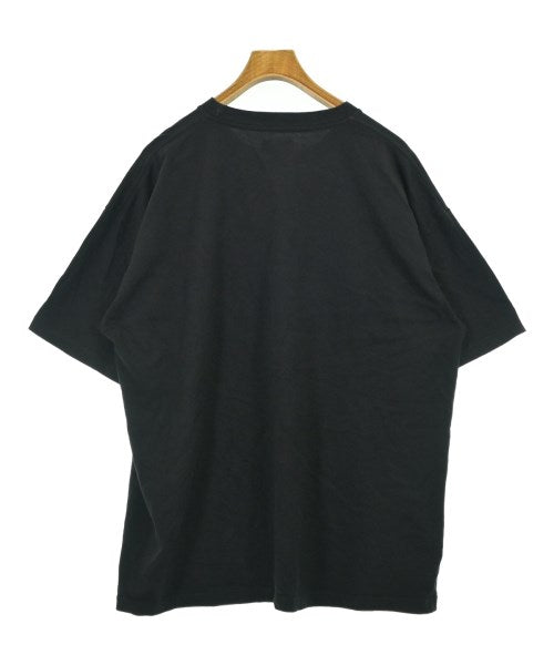 DESCENDANT เสื้อยืด/เสื้อท็อปส์