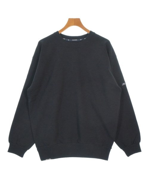 DESCENDANT เสื้อยืด/เสื้อท็อปส์