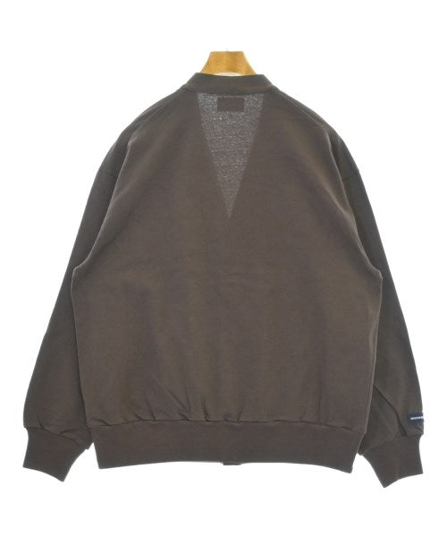 DESCENDANT เสื้อยืด/เสื้อท็อปส์