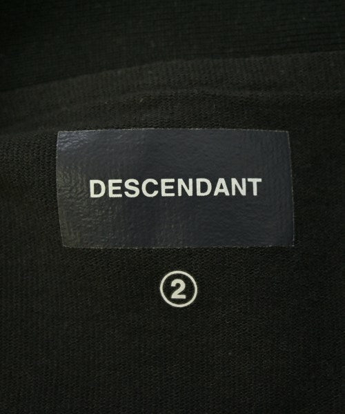 DESCENDANT เสื้อยืด/เสื้อท็อปส์
