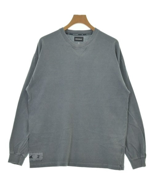 DESCENDANT เสื้อยืด/เสื้อท็อปส์