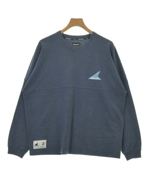 DESCENDANT เสื้อยืด/เสื้อท็อปส์