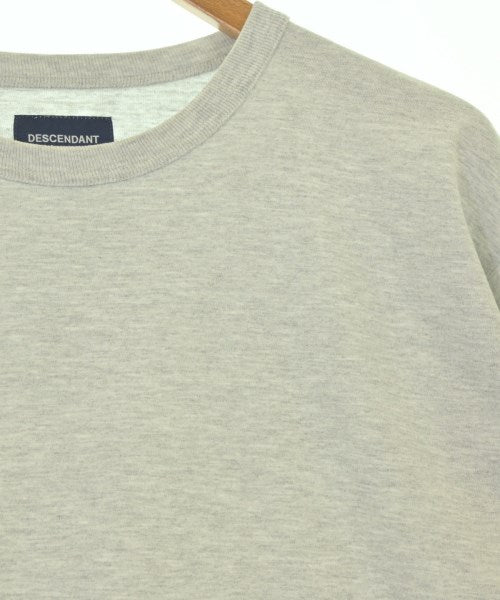 DESCENDANT เสื้อยืด/เสื้อท็อปส์