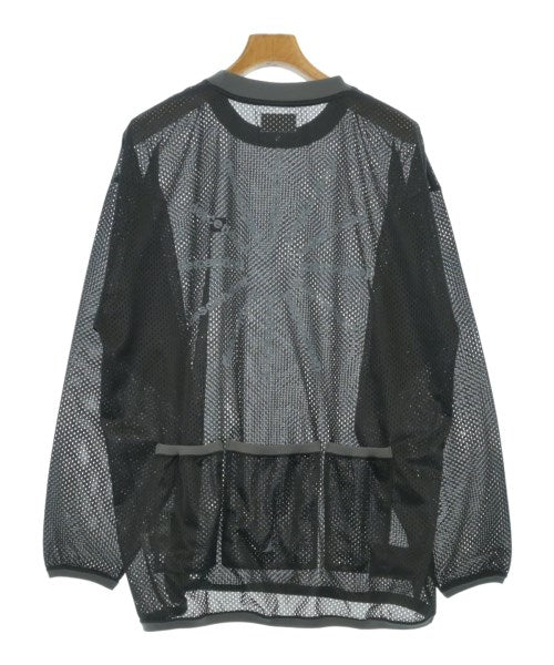 DESCENDANT เสื้อยืด/เสื้อท็อปส์