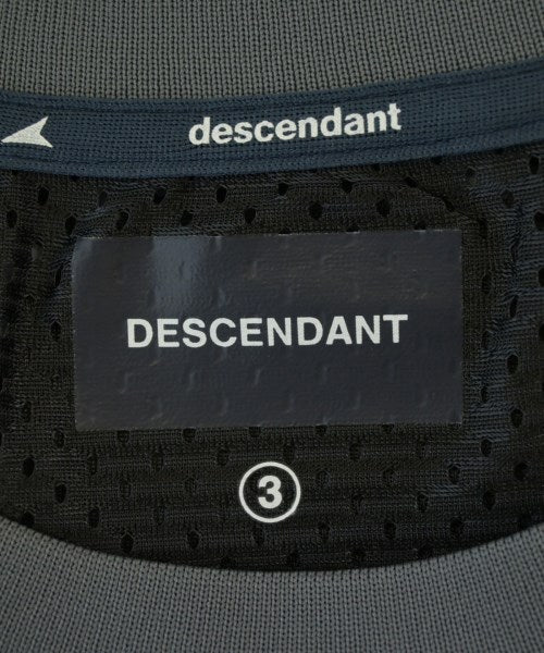 DESCENDANT เสื้อยืด/เสื้อท็อปส์
