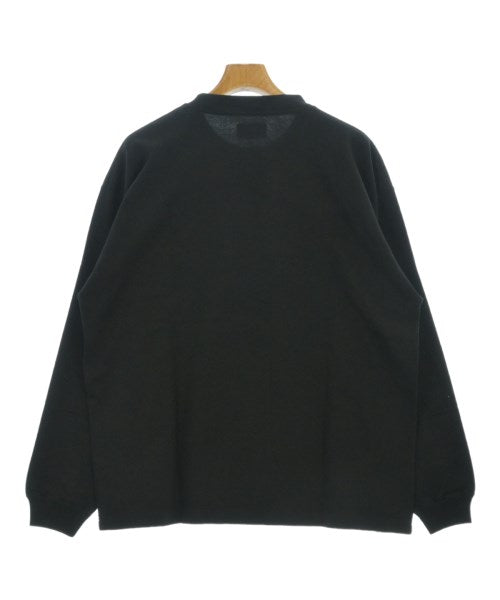 DESCENDANT เสื้อยืด/เสื้อท็อปส์