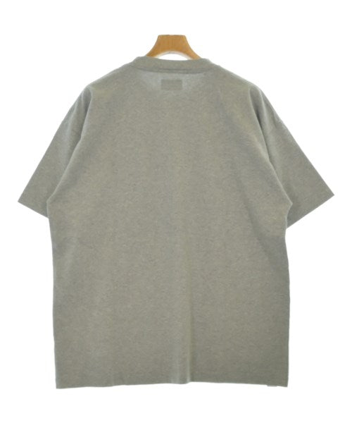 DESCENDANT เสื้อยืด/เสื้อท็อปส์