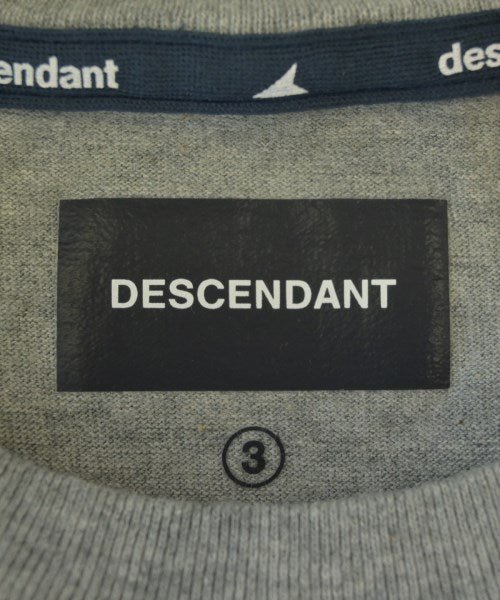 DESCENDANT เสื้อยืด/เสื้อท็อปส์