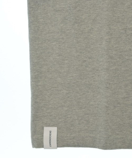 DESCENDANT เสื้อยืด/เสื้อท็อปส์