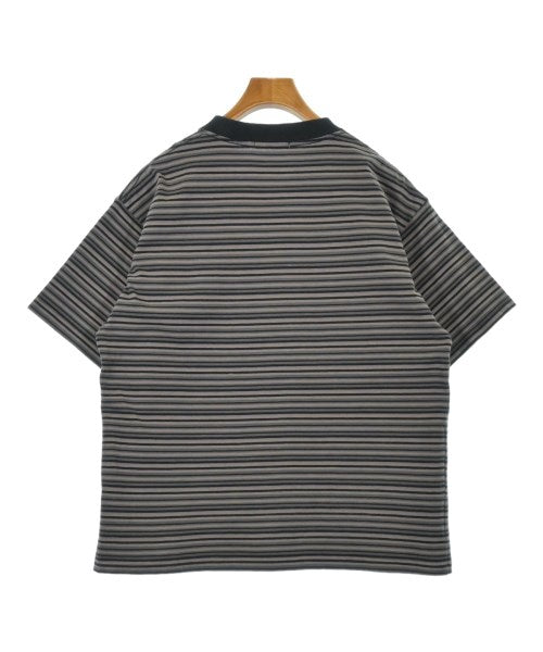 FLAGSTUFF เสื้อยืด/เสื้อท็อปส์