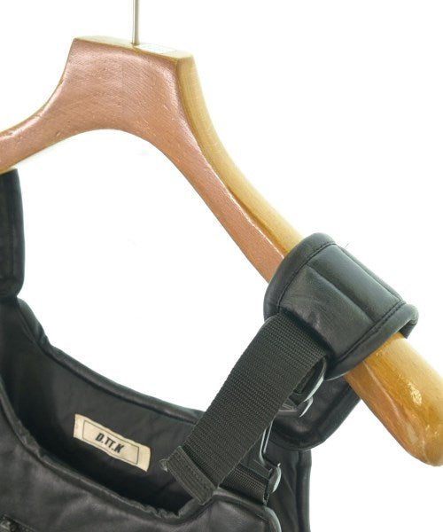 D.TT.K เสื้อลำลอง