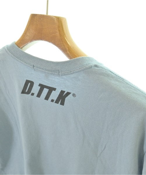 D.TT.K เสื้อยืด/เสื้อท็อปส์