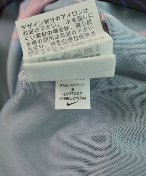 Patta เสื้อยืด/เสื้อท็อปส์