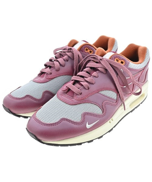 Patta รองเท้าผ้าใบ