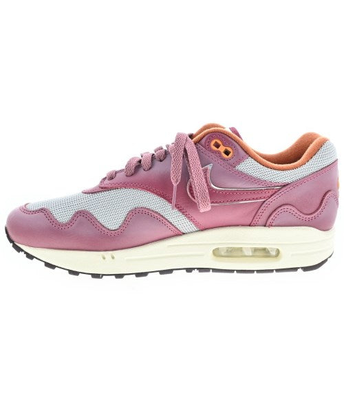 Patta รองเท้าผ้าใบ