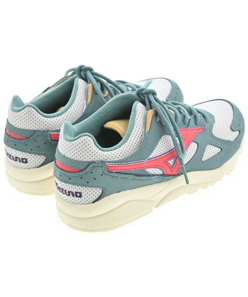 Patta รองเท้าผ้าใบ