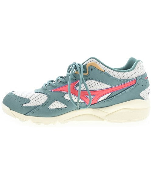Patta รองเท้าผ้าใบ