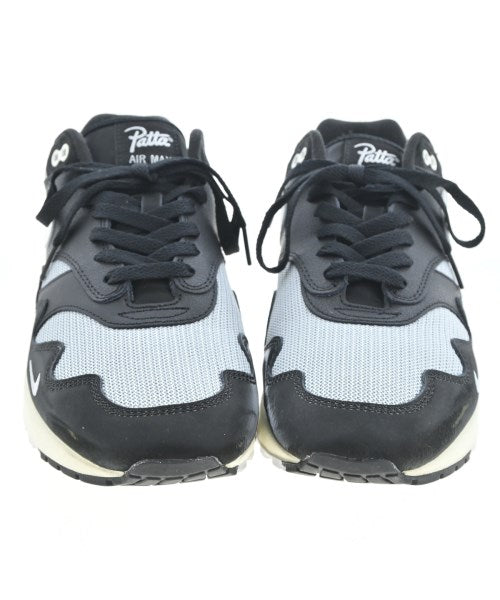 Patta รองเท้าผ้าใบ