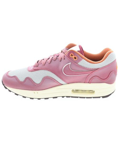 Patta รองเท้าผ้าใบ
