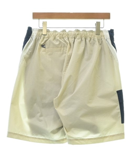 Diaspora Skateboards กางเกงขาสั้น