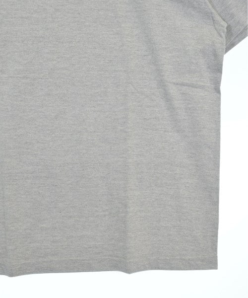 Diaspora Skateboards เสื้อยืด/เสื้อท็อปส์