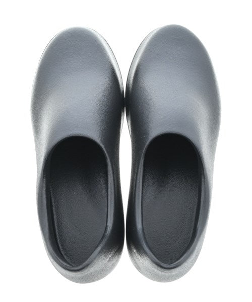 yeezy รองเท้า อื่น