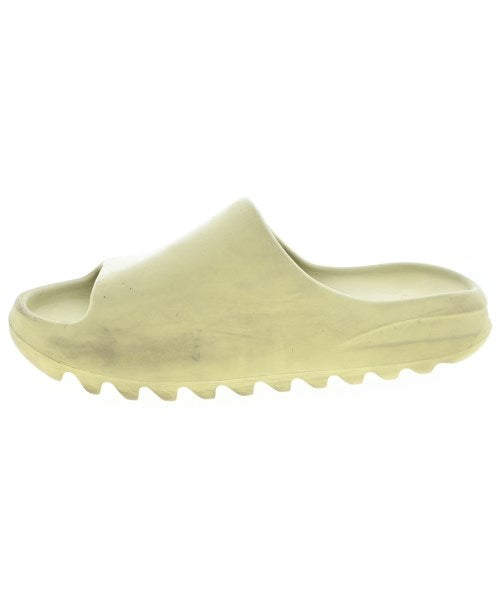 yeezy รองเท้าแตะ