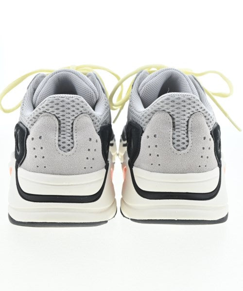 yeezy รองเท้าผ้าใบ