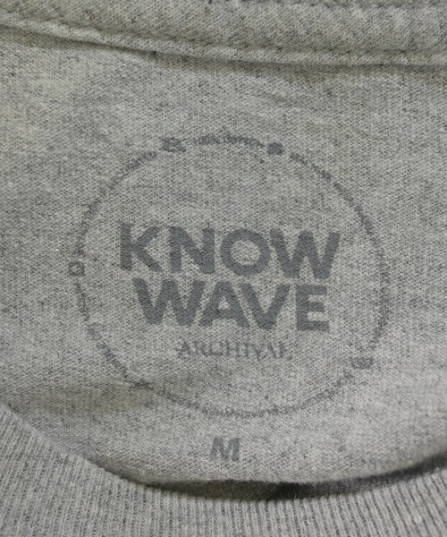 Know Wave เสื้อยืด/เสื้อท็อปส์