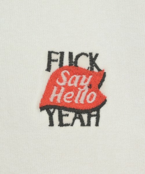 SAYHELLO เสื้อยืด/เสื้อท็อปส์
