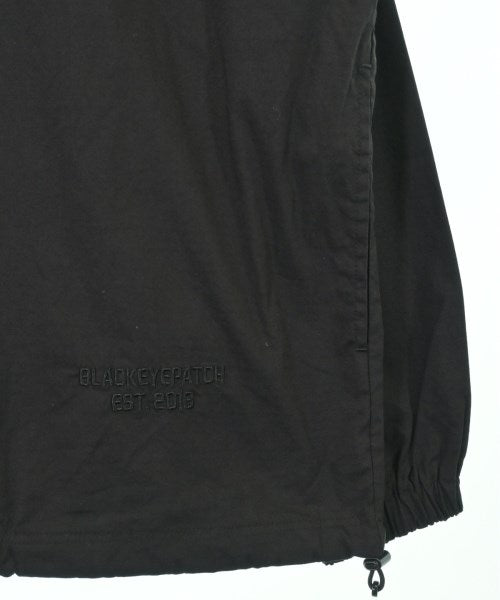 BLACK EYE PATCH เสื้อยืด/เสื้อท็อปส์