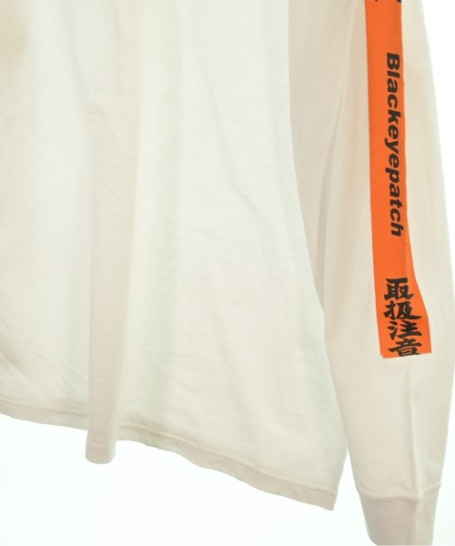 BLACK EYE PATCH เสื้อยืด/เสื้อท็อปส์
