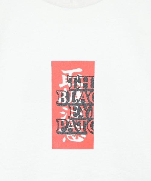 BLACK EYE PATCH เสื้อยืด/เสื้อท็อปส์