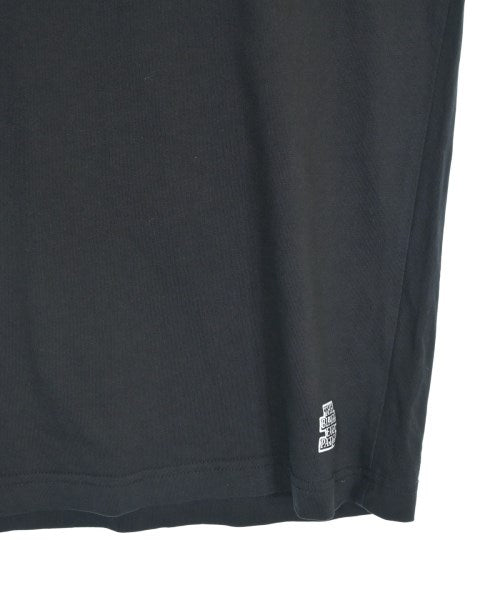BLACK EYE PATCH เสื้อยืด/เสื้อท็อปส์