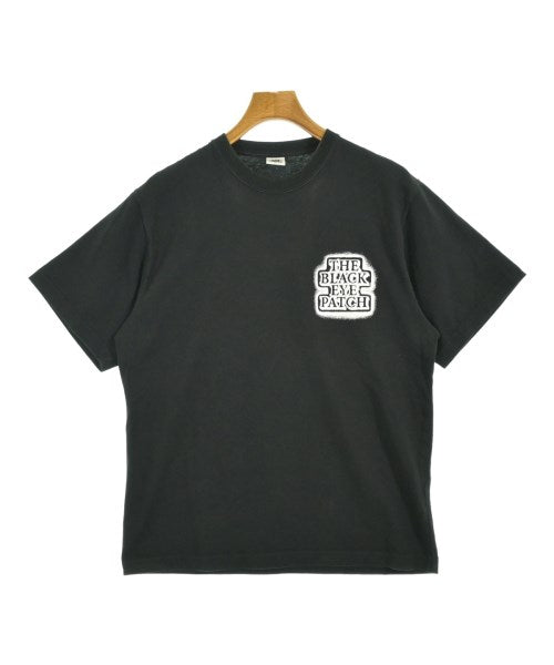 BLACK EYE PATCH เสื้อยืด/เสื้อท็อปส์