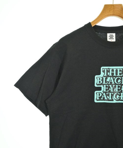 BLACK EYE PATCH เสื้อยืด/เสื้อท็อปส์