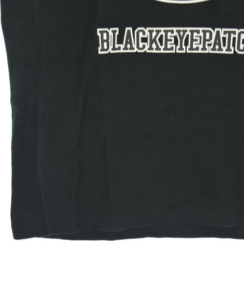 BLACK EYE PATCH เสื้อยืด/เสื้อท็อปส์