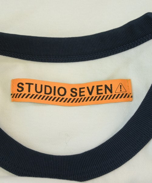 STUDIO SEVEN เสื้อยืด/เสื้อท็อปส์