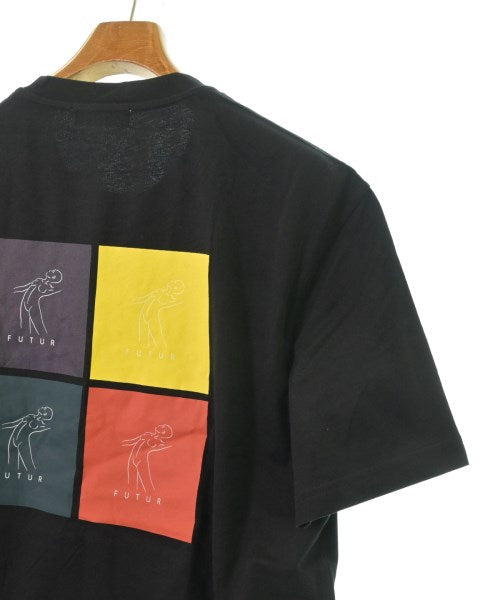 FUTUR เสื้อยืด/เสื้อท็อปส์