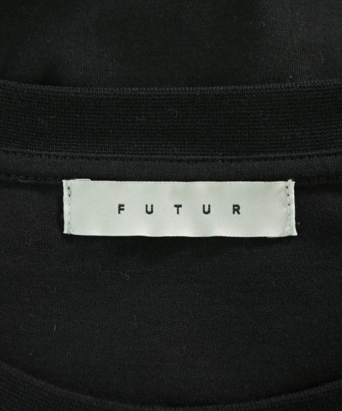 FUTUR เสื้อยืด/เสื้อท็อปส์