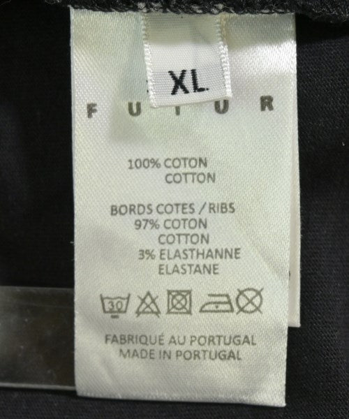 FUTUR เสื้อยืด/เสื้อท็อปส์